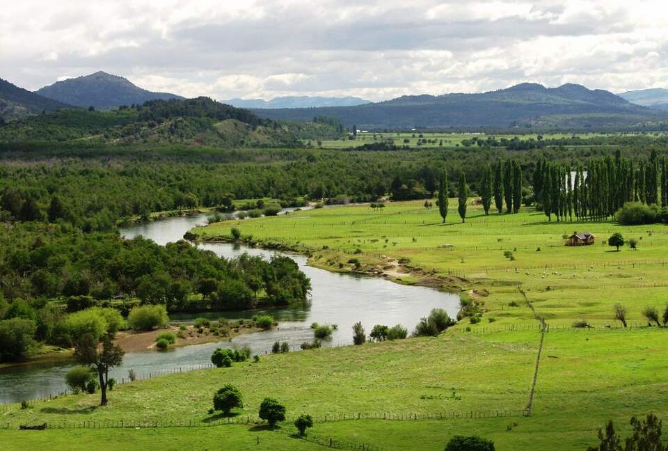 Gorgeous 880 Acre Argentina Ranch - Villa Lago Rivadavia, Argentina