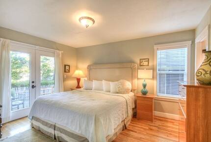 Isabella Cottage | Charming Coastal Retreat in Depoe Bay - Depoe Bay, Oregon