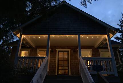 Isabella Cottage | Charming Coastal Retreat in Depoe Bay - Depoe Bay, Oregon