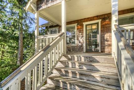 Isabella Cottage | Charming Coastal Retreat in Depoe Bay - Depoe Bay, Oregon