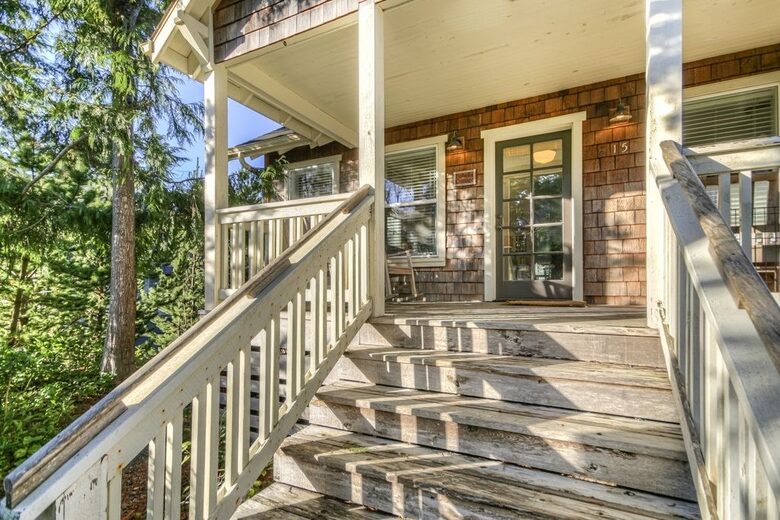 Isabella Cottage | Charming Coastal Retreat in Depoe Bay - Depoe Bay, Oregon