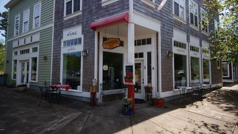 Isabella Cottage | Charming Coastal Retreat in Depoe Bay - Depoe Bay, Oregon