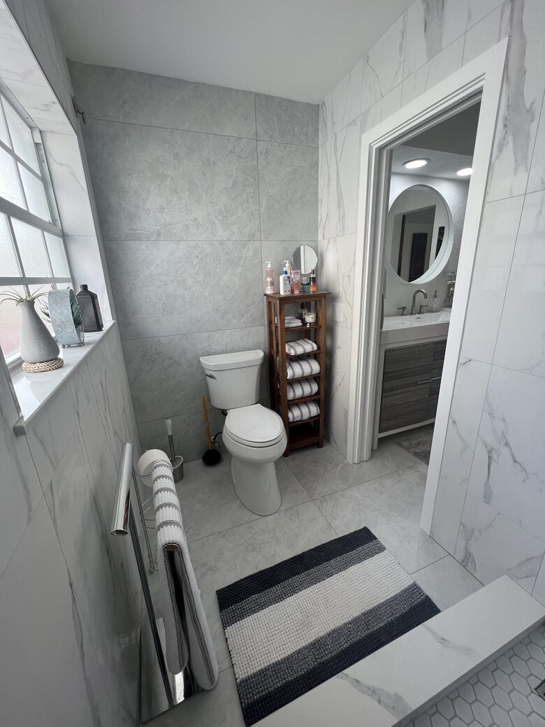 Waterfront Paradise | With pool and hot tub | Minutes from beach - Pompano Beach, Florida