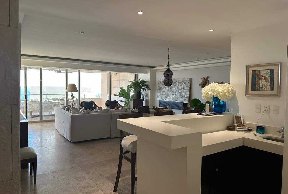 Oceanside Acapulco Beach Villa - Acapulco, Mexico