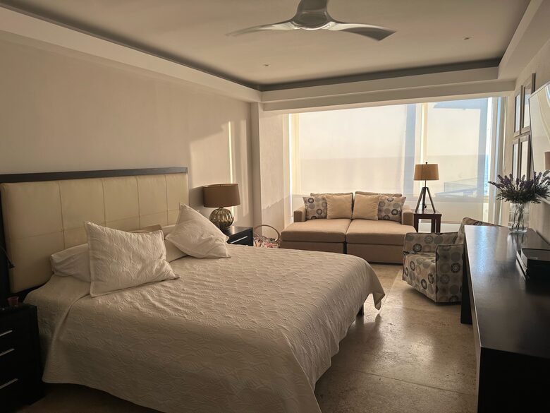 Oceanside Acapulco Beach Villa - Acapulco, Mexico