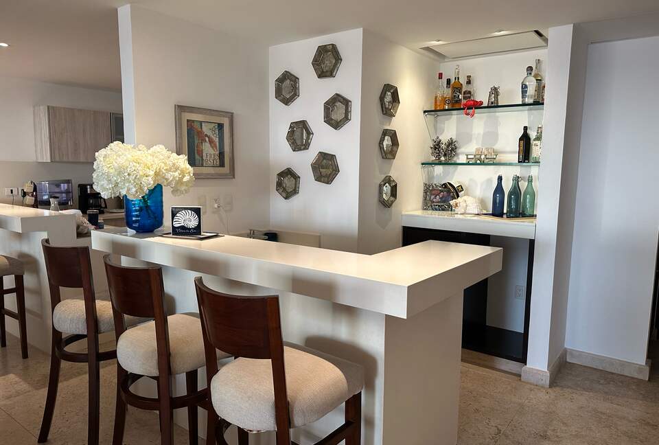 Oceanside Acapulco Beach Villa - Acapulco, Mexico