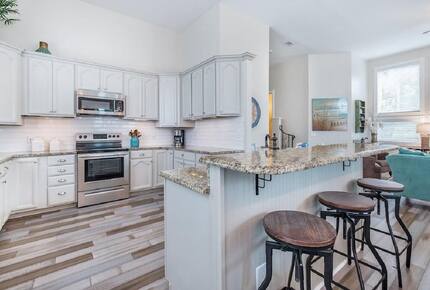 Palazzo 30A with Spa Pool & Private Beach Access - Santa Rosa Beach, Florida