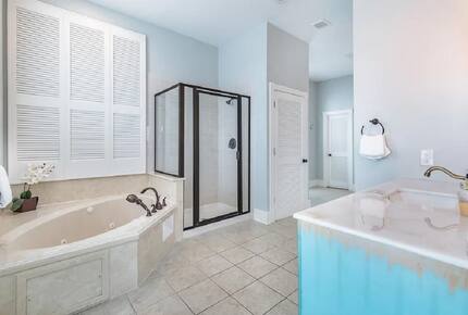 Palazzo 30A with Spa Pool & Private Beach Access - Santa Rosa Beach, Florida