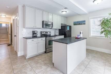 Palazzo 30A with Spa Pool & Private Beach Access - Santa Rosa Beach, Florida