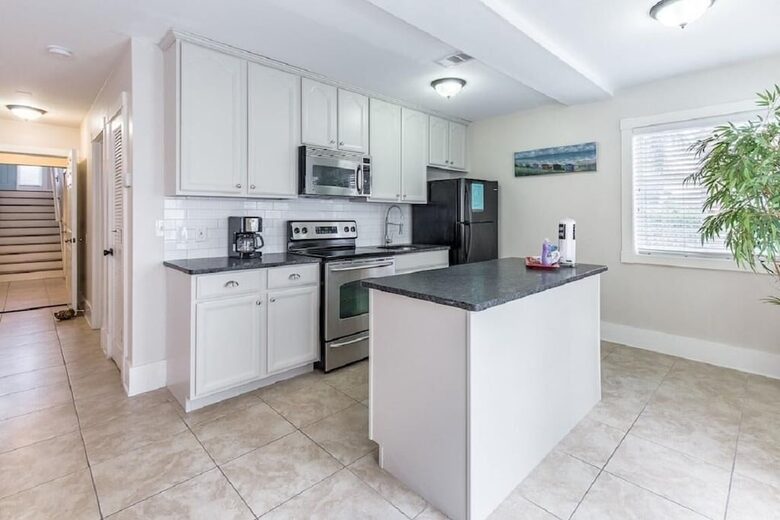 Palazzo 30A with Spa Pool & Private Beach Access - Santa Rosa Beach, Florida