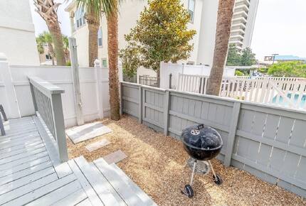 Palazzo 30A with Spa Pool & Private Beach Access - Santa Rosa Beach, Florida