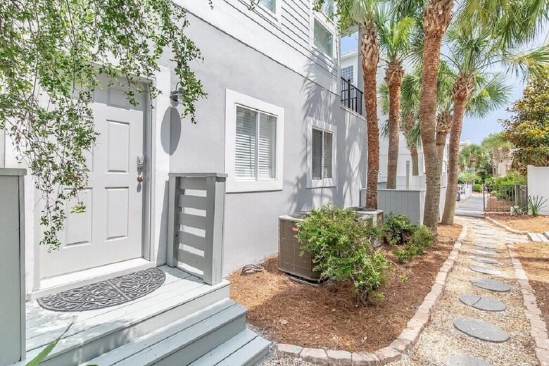 Palazzo 30A with Spa Pool & Private Beach Access - Santa Rosa Beach, Florida