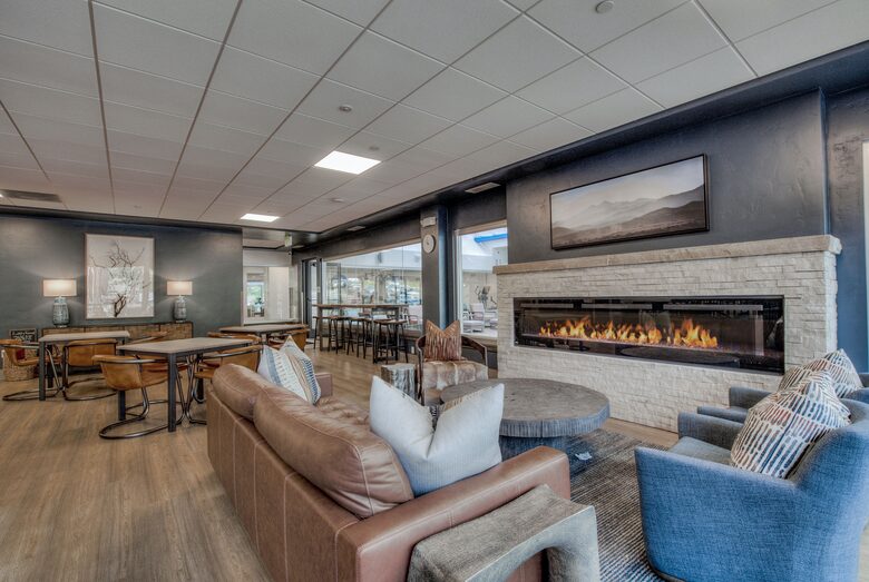 Village at Breckenridge - Ski-In/Ski-Out Peak 9 - Breckenridge, Colorado