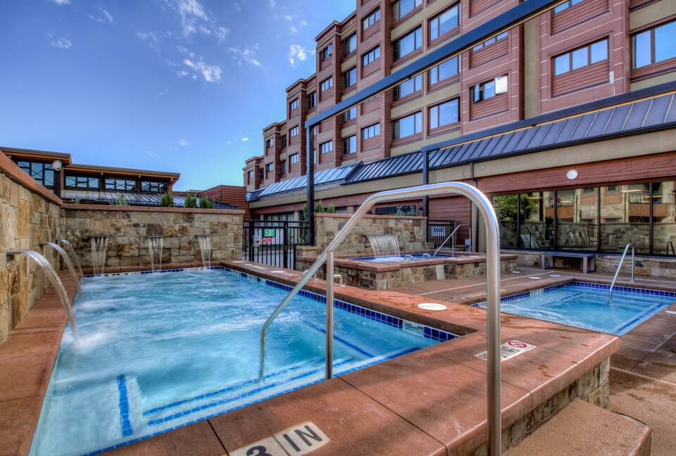 Village at Breckenridge - Ski-In/Ski-Out Peak 9 - Breckenridge, Colorado