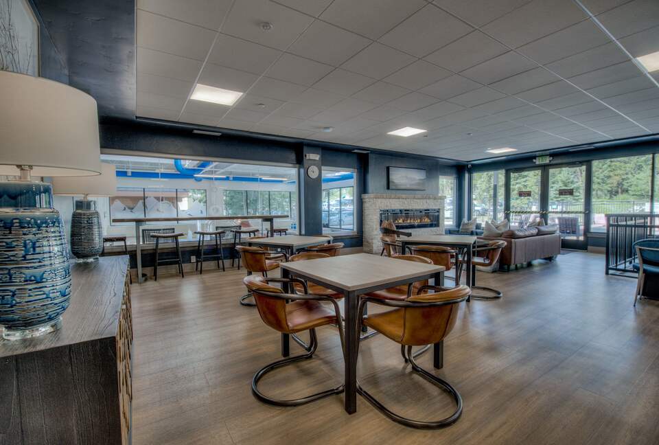 Village at Breckenridge - Ski-In/Ski-Out Peak 9 - Breckenridge, Colorado