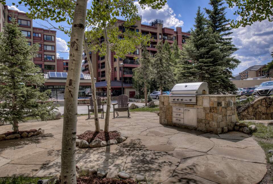 Village at Breckenridge - Ski-In/Ski-Out Peak 9 - Breckenridge, Colorado