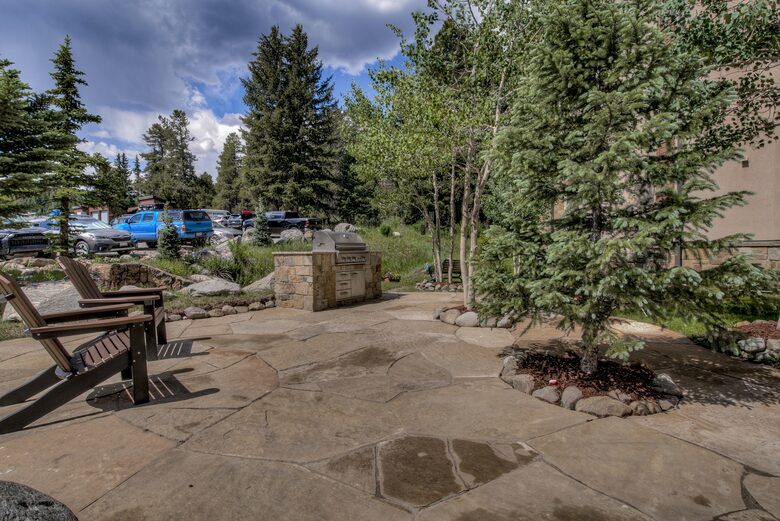 Village at Breckenridge - Ski-In/Ski-Out Peak 9 - Breckenridge, Colorado