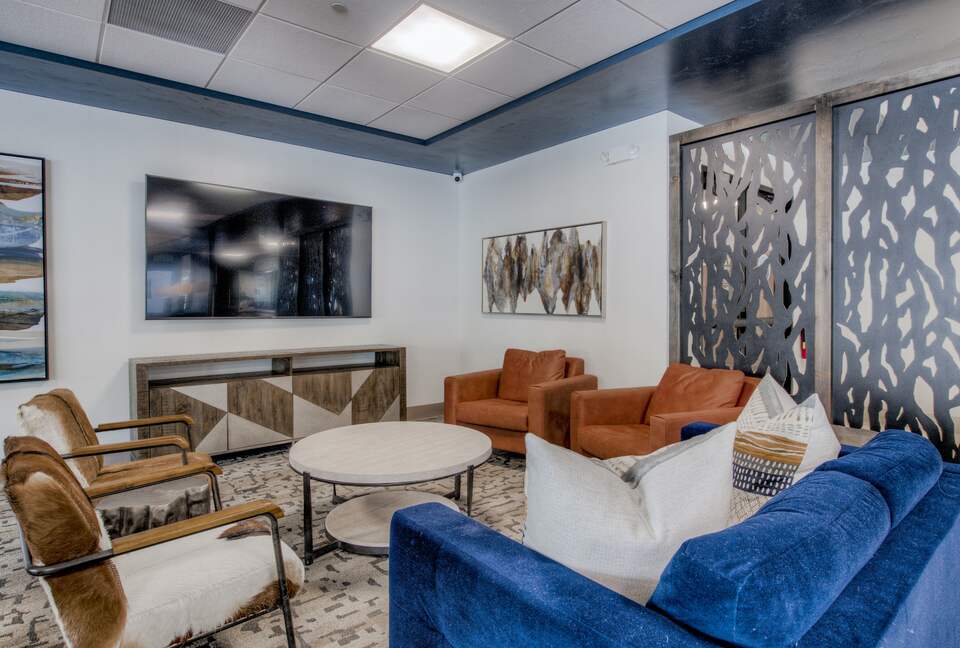 Village at Breckenridge - Ski-In/Ski-Out Peak 9 - Breckenridge, Colorado