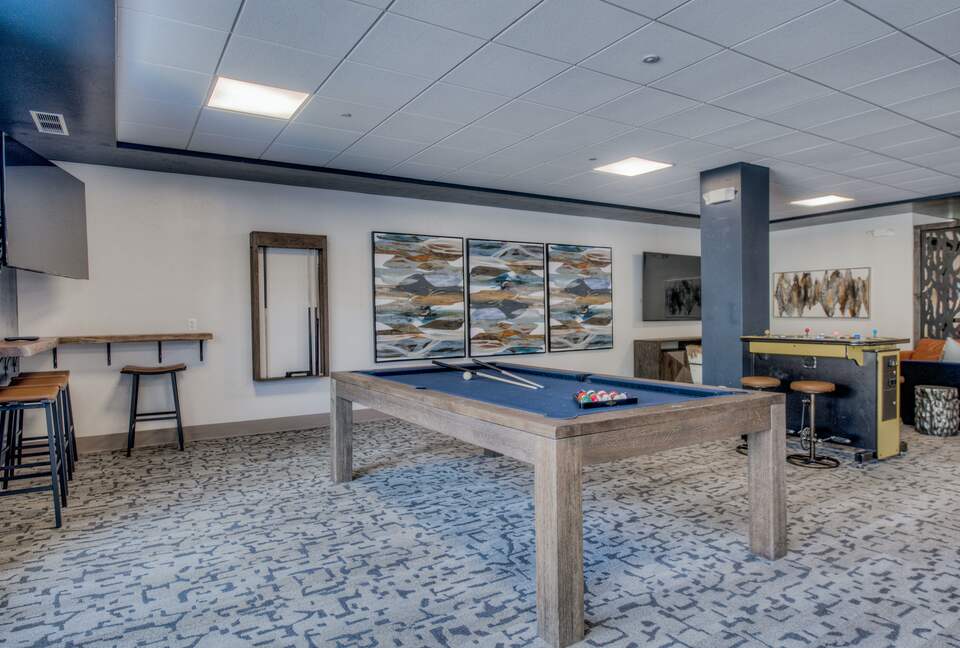 Village at Breckenridge - Ski-In/Ski-Out Peak 9 - Breckenridge, Colorado