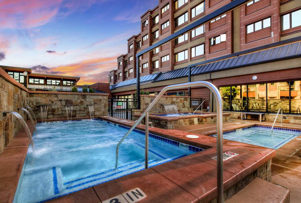 Village at Breckenridge - Ski-In/Ski-Out Peak 9 - Breckenridge, Colorado