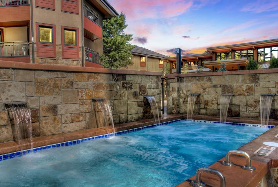 Village at Breckenridge - Ski-In/Ski-Out Peak 9 - Breckenridge, Colorado