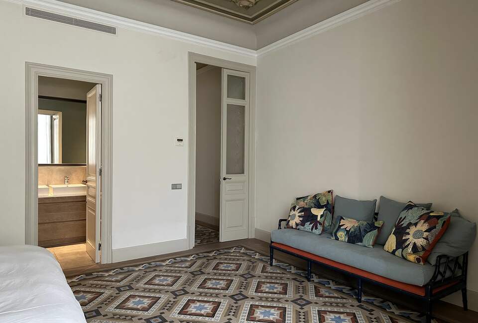 Mosaic Apartment in central Barcelona - Barcelona, Spain