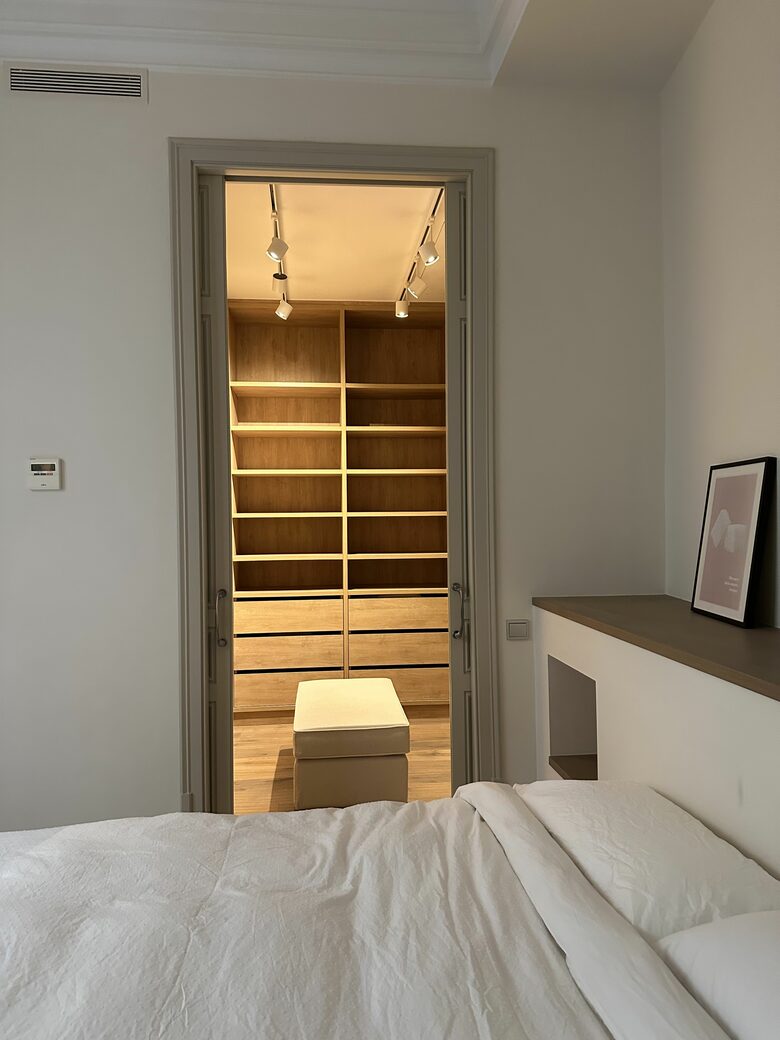 Mosaic Apartment in central Barcelona - Barcelona, Spain