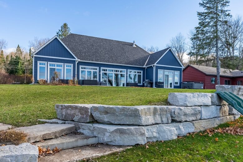 Coe Hill - Wollaston, Canada