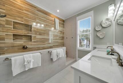 Paradise In Destin - Miramar Beach, Florida