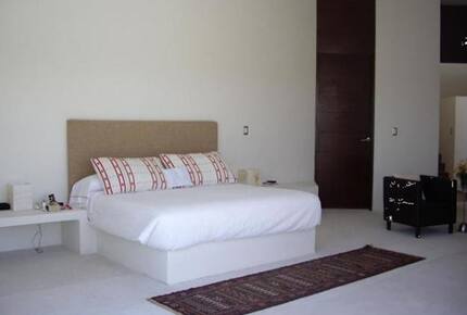 Casa Vista Bonita - Spectacular Modern Villa - Valle de Bravo, Mexico