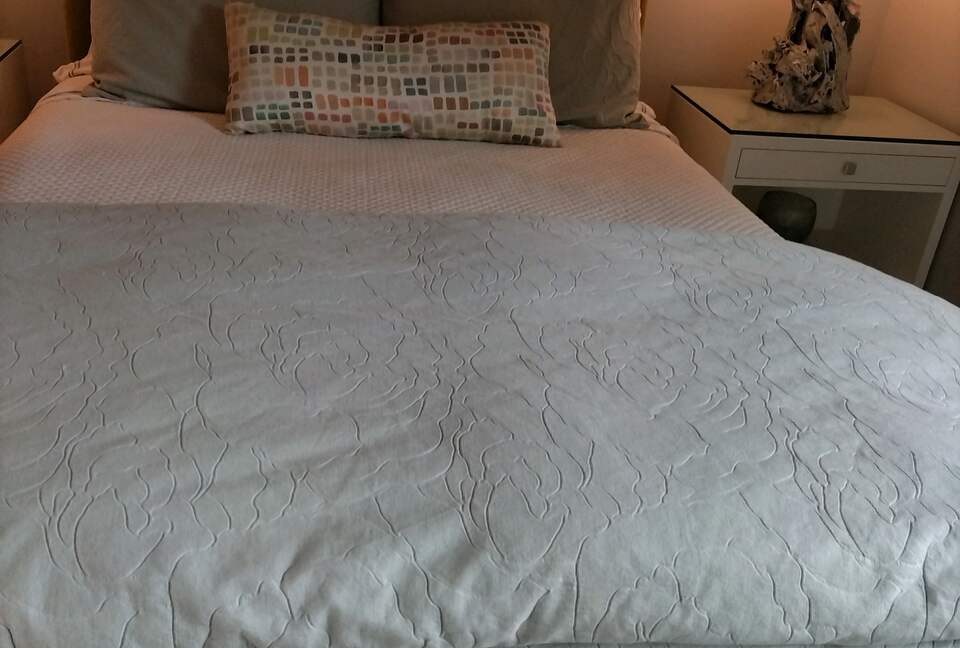 Queen bedroom in guest house