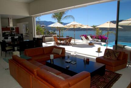 Casa Vista Bonita - Spectacular Modern Villa - Valle de Bravo, Mexico