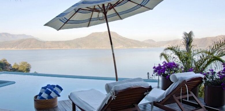 Casa Vista Bonita - Spectacular Modern Villa - Valle de Bravo, Mexico