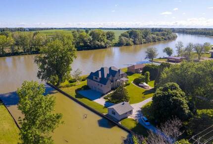 7 bedroom Villa on Lake St Clair - Lakeshore, Canada