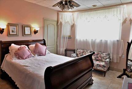 7 bedroom Villa on Lake St Clair - Lakeshore, Canada