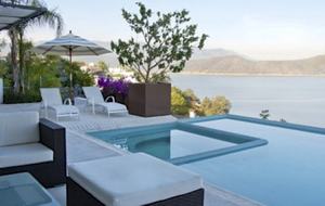 Casa Vista Bonita - Spectacular Modern Villa - Valle de Bravo, Mexico