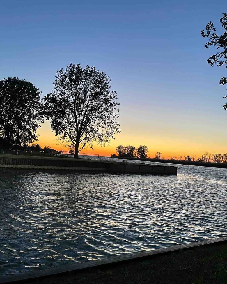 7 bedroom Villa on Lake St Clair - Lakeshore, Canada