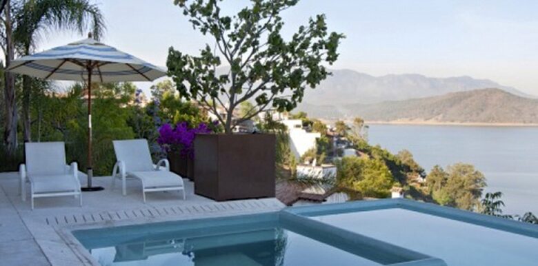 Casa Vista Bonita - Spectacular Modern Villa - Valle de Bravo, Mexico