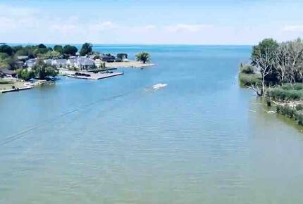 7 bedroom Villa on Lake St Clair - Lakeshore, Canada