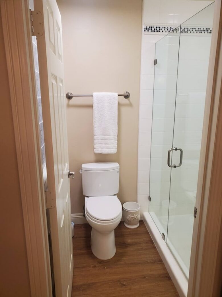 Ocean Front Luxury Beach Condo with Pool and Spa - Solana Beach, California