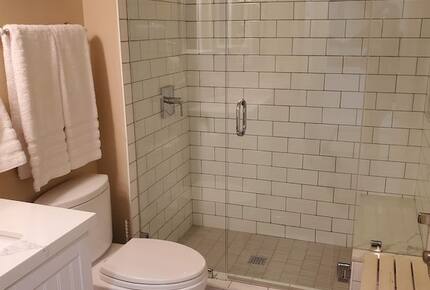 Ocean Front Luxury Beach Condo with Pool and Spa - Solana Beach, California