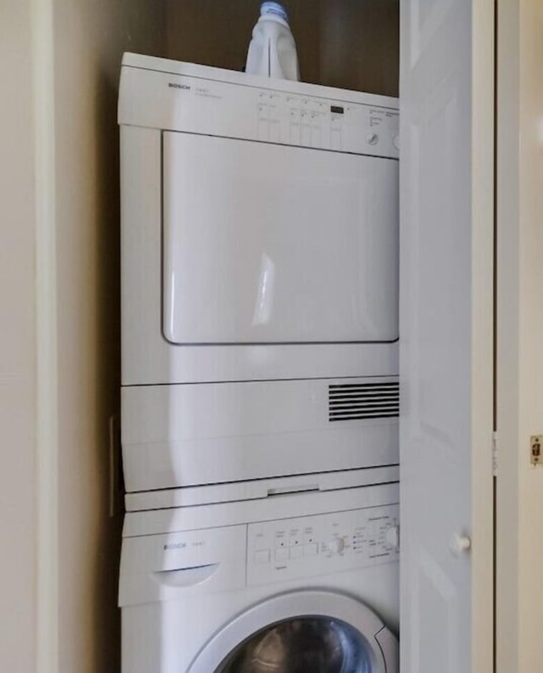 Ocean Front Luxury Beach Condo with Pool and Spa - Solana Beach, California