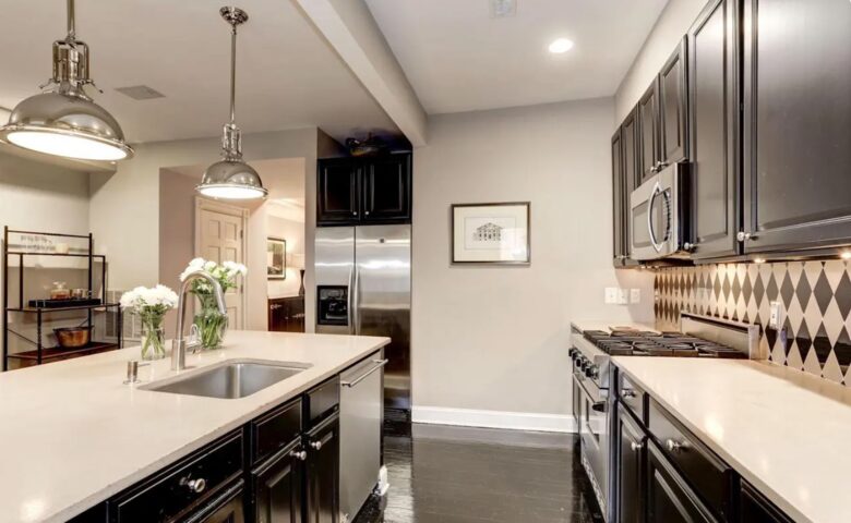 Beautiful Historic Row House in Dupont Circle - Washington, Washington DC