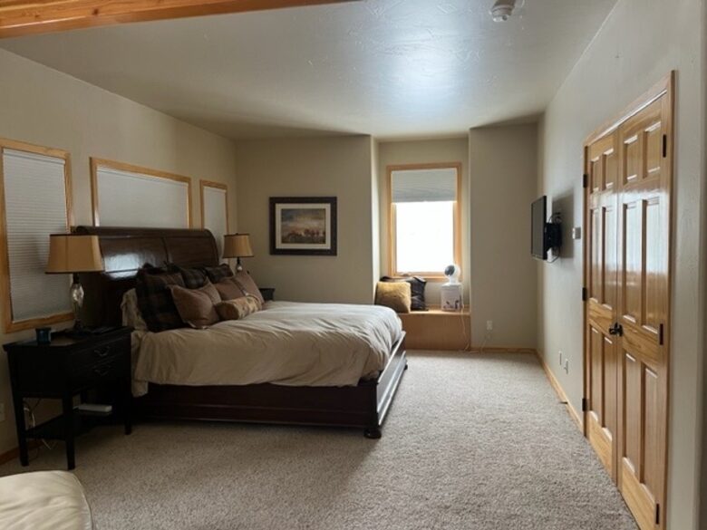 Luxury Slopeside Village Condo - Winter Park, Colorado