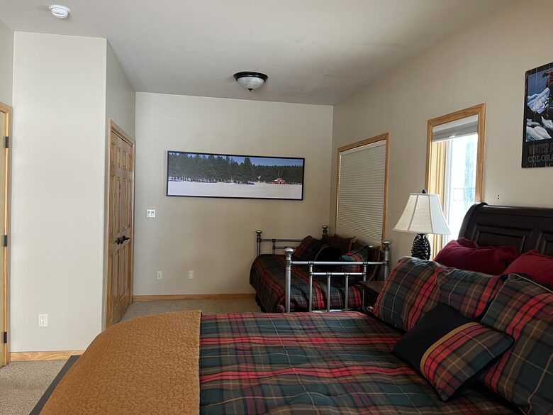 Luxury Slopeside Village Condo - Winter Park, Colorado