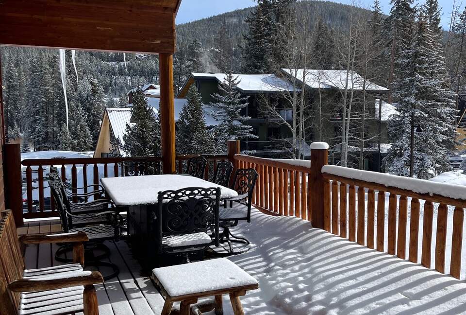 Luxury Slopeside Village Condo - Winter Park, Colorado