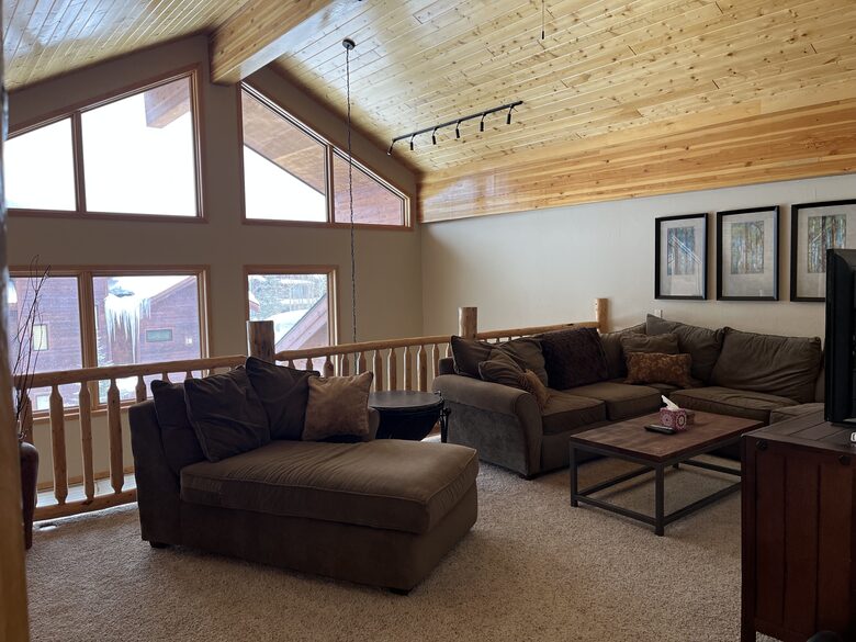 Luxury Slopeside Village Condo - Winter Park, Colorado