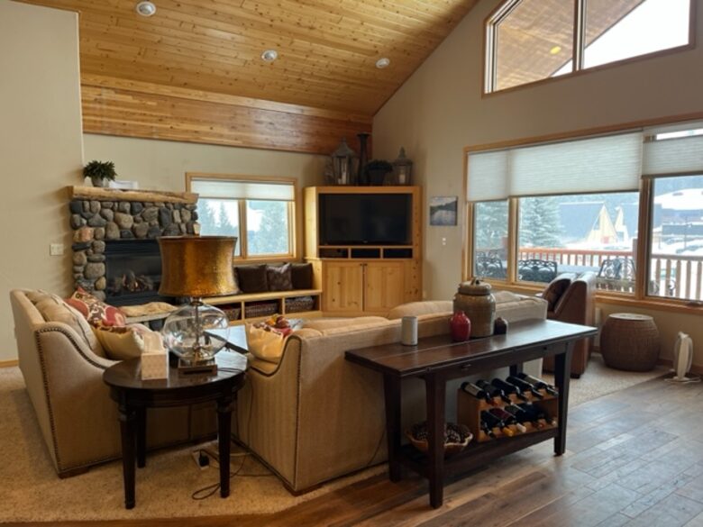 Luxury Slopeside Village Condo - Winter Park, Colorado