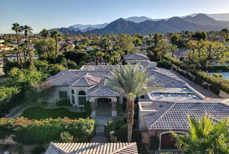 Palm Desert Tropical Estate Loaded with Amenities - Palm Desert, California