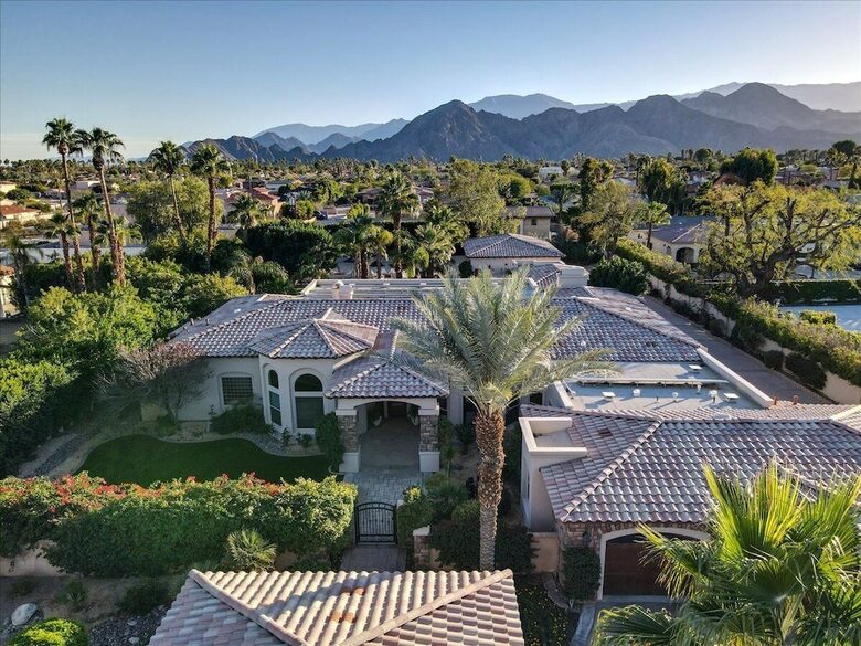 Palm Desert Tropical Estate Loaded with Amenities - Palm Desert, California
